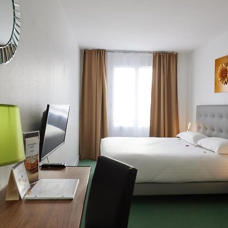 Hotel Le Beffroi Dreux Buitenkant foto
