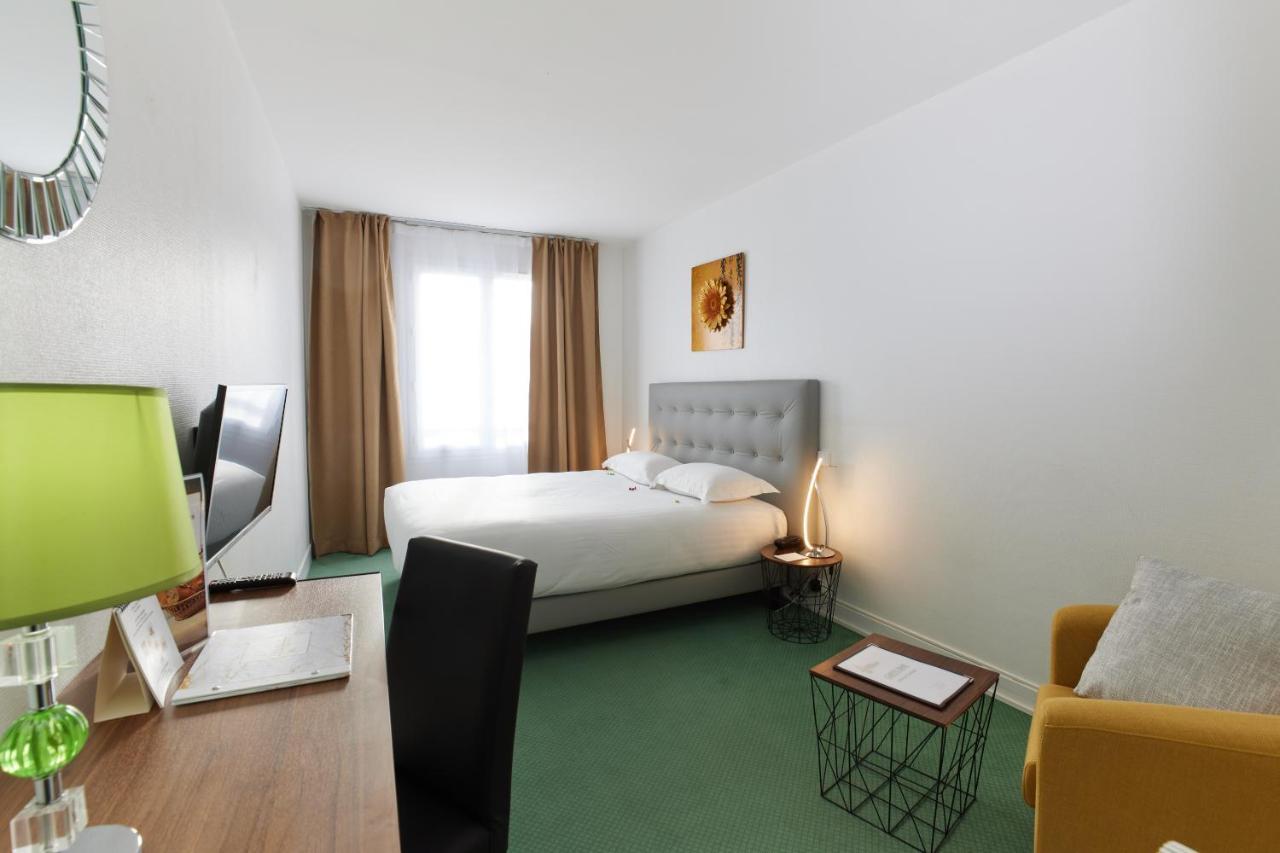 Hotel Le Beffroi Dreux Buitenkant foto