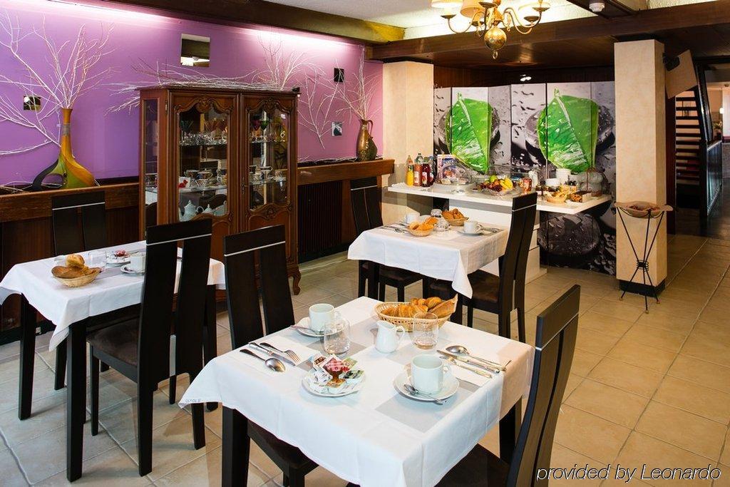 Hotel Le Beffroi Dreux Buitenkant foto