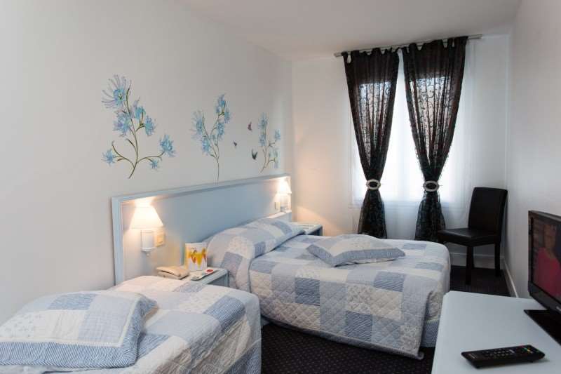 Hotel Le Beffroi Dreux Kamer foto